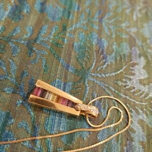 Guy laroche 18k gold necklace